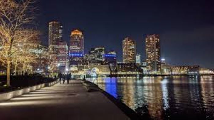 10 Things to Do in Boston at Night Under 21